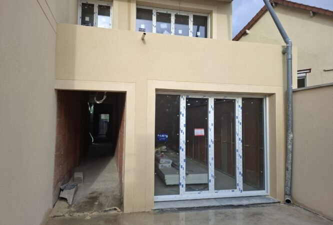 Traitement des fissures sur façade extérieure