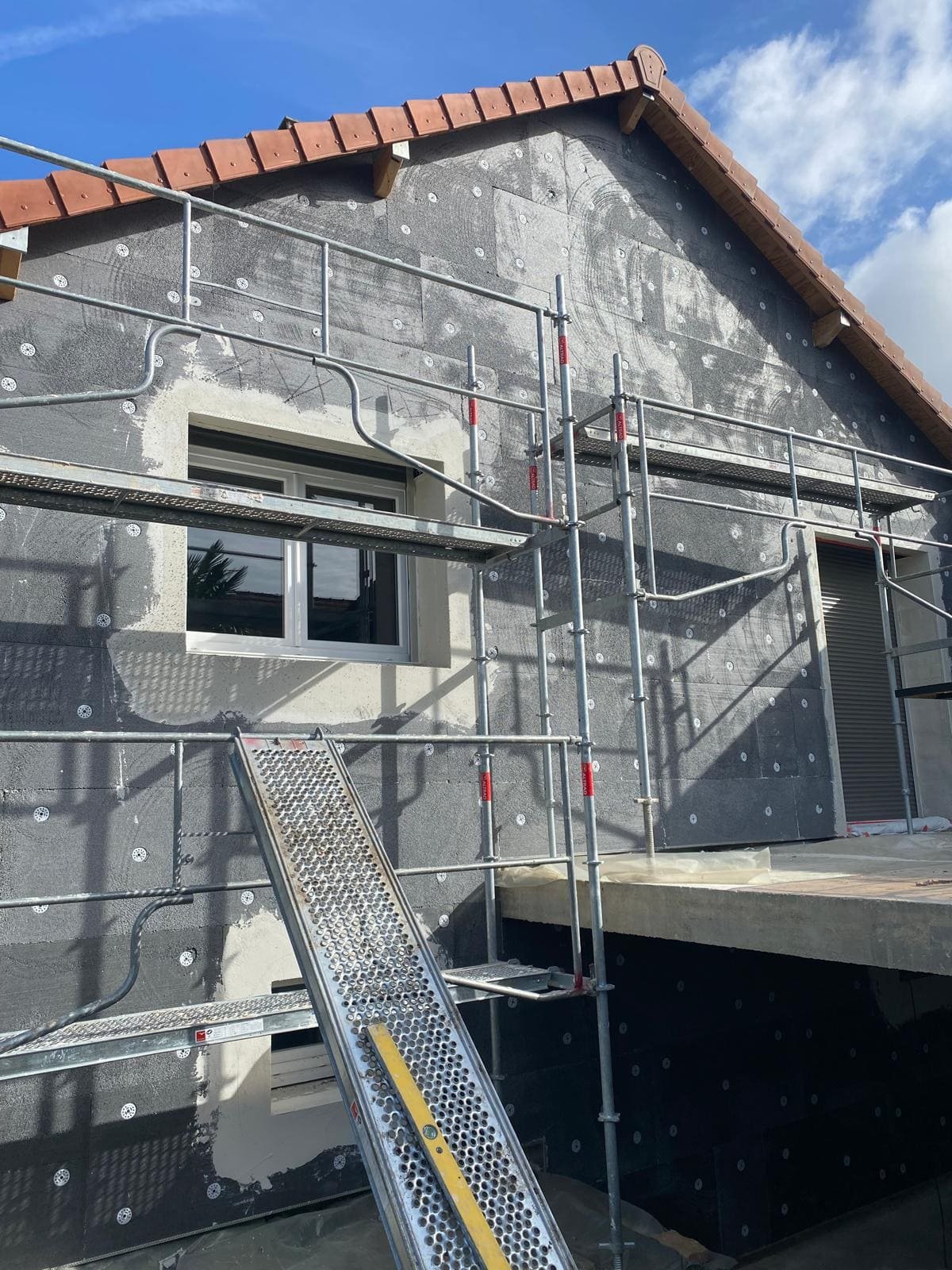 Façade modernisée avec nouvelle peinture